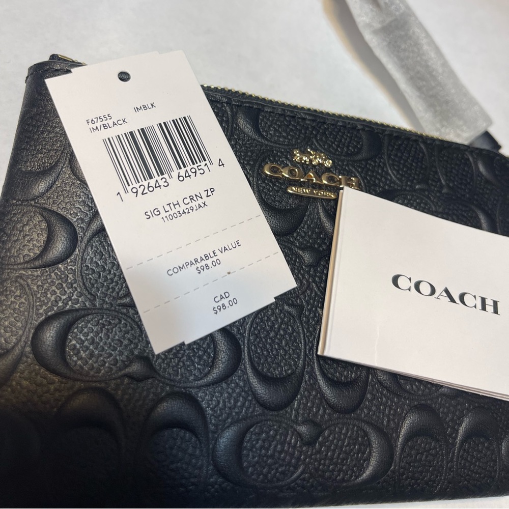 Coach Wristlet - Picture 5 of 10